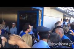 ΘΕΡΜΗ ΥΠΟΔΟΧΗ ΤΩΝ ΔΙΕΘΝΩΝ ΣΤΟ «ΕΛΕΥΘΕΡΙΟΣ ΒΕΝΙΖΕΛΟΣ»