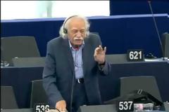Μ.Γλέζος στην Ευρωβουλή: Ti θα κάνετε με τα στρατεύματα κατοχής στην Κύπρο;