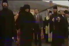 5046 - Βίντεο από την αναχώρηση της Ι. Εικόνας ΑΞΙΟΝ ΕΣΤΙ για την Αθήνα το 1987