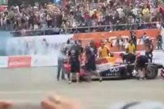 ΤΥΛΙΧΘΗΚΕ ΣΤΙΣ... ΦΛΟΓΕΣ H Red Bull! *ΒΙΝΤΕΟ*