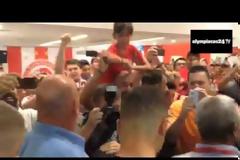 ΧΑΜΟΣ ΜΕ ΤΟΝ ΑΦΕΛΑΪ ΚΑΙ ΤΗ... ΒΑΖΕΛΑ ΣΤΟ RED STORE! *BINTEO*
