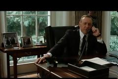Η Χίλαρι Κλίντον αποκαλύπτει στον… Frank Underwood αν θα θέσει υποψηφιότητα το 2016 [video]