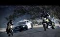Έχετε δει περιπολικό να κυνηγά δυο driftαδες με μηχανή; Αν όχι, δείτε το βίντεο που ακολουθεί...