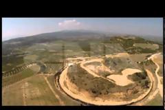 Λήψη από ελικόπτερο αποκαλύπτει το μεγαλείο του τύμβου της Αμφίπολης [video + photos]