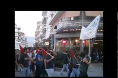 Κροτίδες, συνθήματα και πανό για τον Παύλο Φύσσα στην Ξάνθη [video]