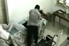 ΝΤΡΟΠΗ...Ένα βίντεο που θα σας συγκλονίσει: Βασανίζουν γέροντες σε γηροκομεία... [video]