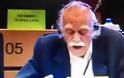 Ο Μανώλης Γλέζος ερωτά τον υποψήφιο Επίτροπο Γεωργίας και Ανάπτυξης της Υπαίθρου...[video]