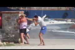 Αεροπλάνο στη Σκιάθο ρίχνει όχημα στη θάλασσα κατά την προσγείωση