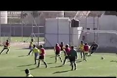 ΣΥΛΛΕΚΤΙΚΟ βίντεο: Δείτε τον Κώστα Μανωλά όταν ήταν 16 ετών