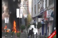 Εκτός ελέγχου η κατάσταση στην Τουρκία – 22 νεκροί Κούρδοι (βίντεο)
