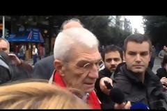 Θεσσαλονίκη: Αγανάκτηση για τα κάγκελα, με το... κιάλι η μαθητική παρέλαση