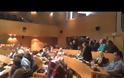 Άγρια κόντρα Μπουτάρη - Ματθαιόπουλου στο δημοτικό συμβούλιο Θεσσαλονίκης [video]