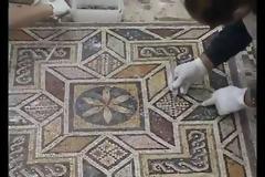 Εκπληκτικής τέχνης ψηφιδωτά ανακαλύφθηκαν στην αρχαία ελληνική πόλη Ζεύγμα [photos + video]