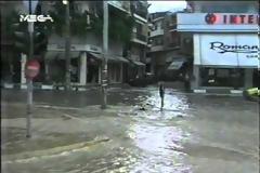 Θεέ μου, μην πλημμυρίσει ξανά η 11η
