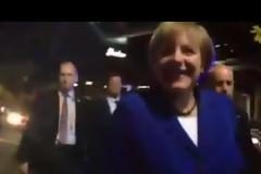 Στην Αυστραλία υποδέχτηκαν την Μέρκελ σαν... σταρ! [video]