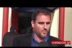 Στο κλειστό γυμναστήριο της Ιεράπετρας φιλοξενούνται οι μετανάστες του πλοίο “Baris [video]