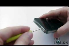 TΡΙΚ: Κάνε το σήμα της Apple να ανάβει στο δικό σου iPhone! [video]