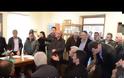 Ένταση, αντιπαραθέσεις, πανό και μαύρες σημαίες για τα σκουπίδια στη Δόριζα... [video]
