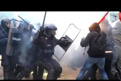 Δείτε βίντεο από τα επεισόδια που έγιναν σήμερα στην Ιταλία