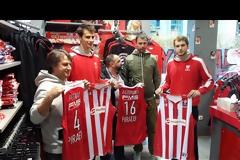 ΞΕΧΩΡΙΣΤΟΙ ΕΠΙΣΚΕΠΤΕΣ ΣΤΟ Official Olympiacos BC Store! (ΒΙΝΤΕΟ & PHOTOS)