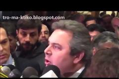 ΠΑΡΑΣΚΗΝΙΟ: Τι κοιτάς Αντώνη οέοοοο;; Όταν ο Πρωθυπουργός περιμένει υπομονετικά την σειρά του για... δηλώσεις! [video]