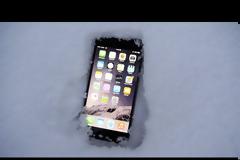 Έθαψε το iPhone 6 Plus στο χιόνι για να δοκιμάσει τις αντοχές του! Δείτε τι έγινε... [video]