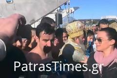 Με λαμπρότητα ο αγιασμός των υδάτων στο λιμάνι της Πάτρας...[video]