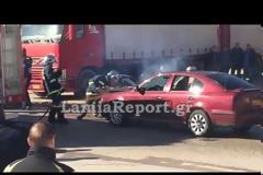 Λαμία: Λαμπάδιασε ταξί μέσα στην πόλη [video + photos]