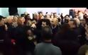 ΒΙΝΤΕΟ-ΣΟΚ: Απομάκρυναν... σηκωτό οπαδό της ΑΕΚ από την ομιλία του Αλέξη Τσίπρα στη Ρόδο [video]