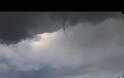 Funnel Cloud - χοάνη πάνω από την Πάτρα - Δείτε το βίντεο