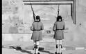 Είδαν τον παππού τους εύζωνα στην προεδρική φρουρά σε ξένο ντοκιμαντέρ [video]