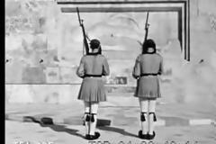 Είδαν τον παππού τους εύζωνα στην προεδρική φρουρά σε ξένο ντοκιμαντέρ [video]