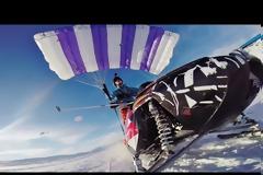Έχετε ξαναδεί ιπτάμενο Snowmobile; [Video]