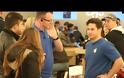 Στο κατάστημα της Apple προωθούσαν προϊόντα της Microsoft