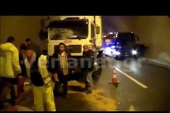 Τροχαίο μέσα στη σήραγγα 11 στην Εγνατία Οδό... [video]