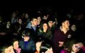 ΤΩΡΑ: Περισσότερα από 200 άτομα παίζουν... το Μεγάλο Κρυφτό στην Περαία! [video + photos]