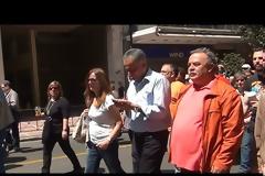 Δείτε βίντεο από Βαρουφάκη, Σκουρλέτη και συγκέντρωση ΠΑΜΕ