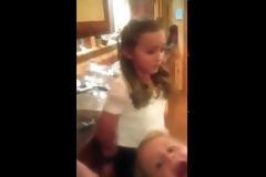Ποια Adele; 11χρονη τραγουδάει εκπληκτικά το «Rolling in the deep» [video]