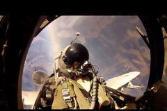 Κορυφαίο βίντεο δράσης με μαχητικό A-10 Thunderbolt II