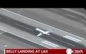 Δραματική προσγείωση αεροσκάφους με την κοιλιά... [video]