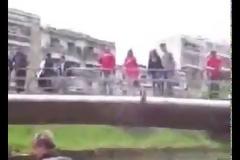 Τρίκαλα: Λύθηκε το μυστήριο με τα χαρτονομίσματα στον ποταμό!