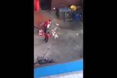 Μετά από αυτό το βίντεο δύσκολα θα ξαναφάτε κοτόπουλο σε fast food... [video]