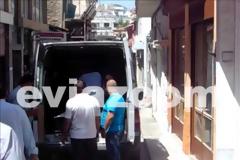 Ανείπωτη Τραγωδία: Συγκλονισμένη η μάνα του 24χρονου που αυτοκτόνησε με καραμπίνα... [video]