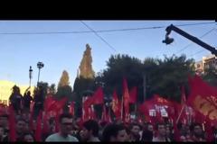 Δείτε βίντεο από την ομιλία του Δημήτρη Κουτσούμπα στη πλ. Συντάγματος... [video]