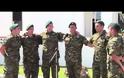 Δάκρυσαν και οι πέτρες με το ριζίτικο τραγούδι των Κρητών αλεξιπτωτιστών  - Ακούστε και ανατριχιάστε... [video]