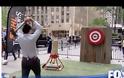 Παραλίγο τραγωδία - Θα τον σκότωνε on air με τσεκούρι... [video]