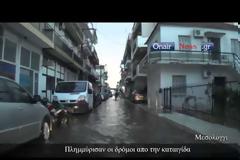 Πνίγηκε το Μεσολόγγι από την καταιγίδα