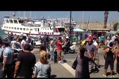 ΜΕ ΑΥΓΑ ΚΑΙ ΜΠΟΥΚΑΛΙΑ ΥΠΟΔΕΧΤΗΚΑΝ ΤΟΝ ΠΑΝΟ ΚΑΜΜΕΝΟ ΣΤΗΝ ΚΩ VD