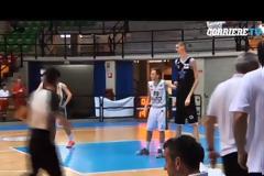 Τρέλα με τον Ρουμάνο γίγαντα - Στα 15 του έχει ύψος 2,29μ [video]