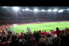 ΝΕΟ ΒΙΝΤΕΟ... ΠΑΡΑΝΟΙΑΣ ΣΤΙΣ ΕΞΕΔΡΕΣ ΤΟΥ EMIRATES ΜΕ ΤΟ ΣΦΥΡΙΓΜΑ ΤΗΣ ΛΗΞΗΣ!